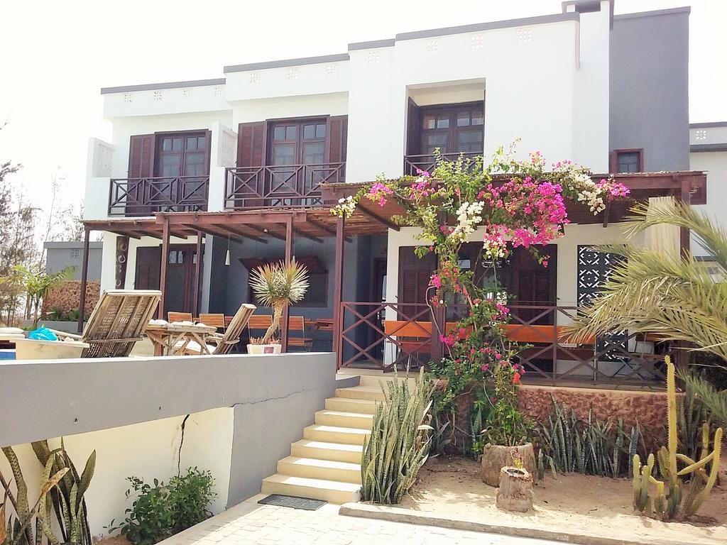 Maison D'Hotes Niokobokk Ndiebene ภายนอก รูปภาพ