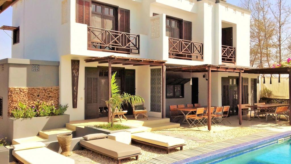 Maison D'Hotes Niokobokk Ndiebene ภายนอก รูปภาพ